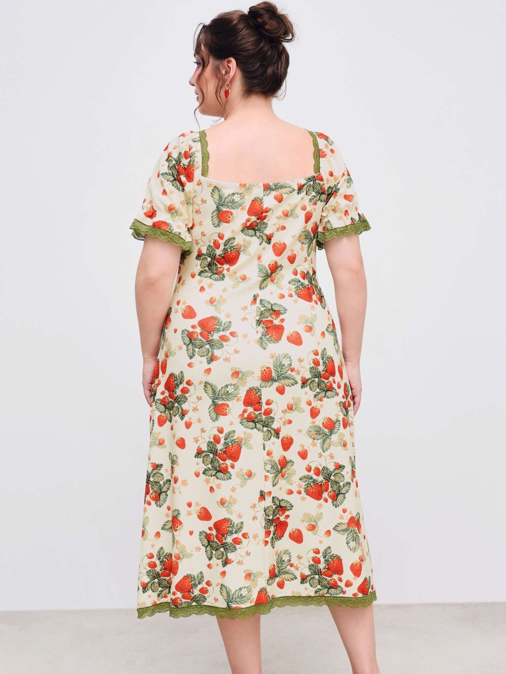 Cider Strawberry Print Midi Dress - Picture 12 of 12